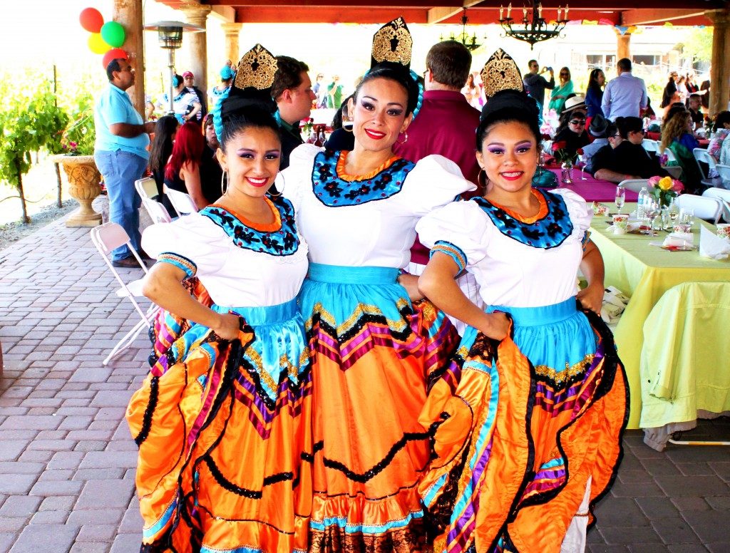 Cinco de Mayo performers at Robledo Family Winery in Sonoma, California