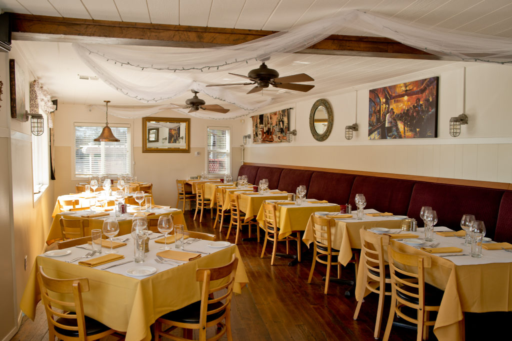 2/23/2014: D4: PC: Walter Hansel Wine Bistro in Santa Rosa, Calif., on February 19, 2014. (Alvin Jornada / The Press Democrat)