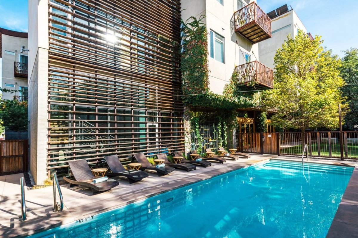 The pool area at h2hotel in Healdsburg. (h2hotel)