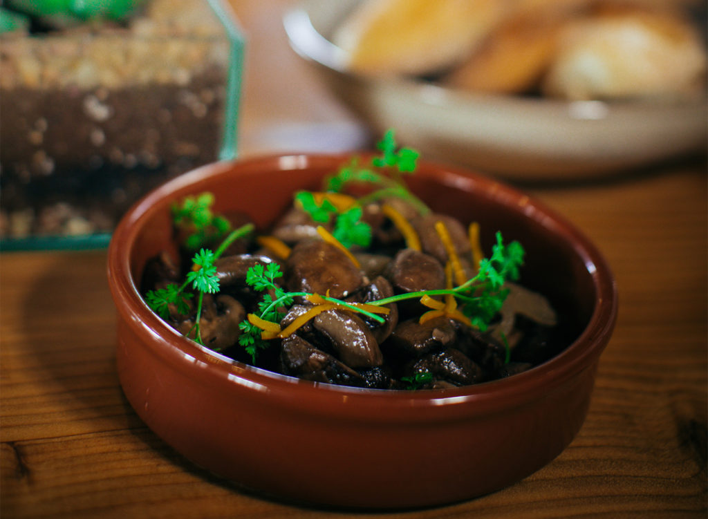 Trading Post Restaurant and Bakery in Cloverdale. Photos © 2017 BrakeThrough Media.