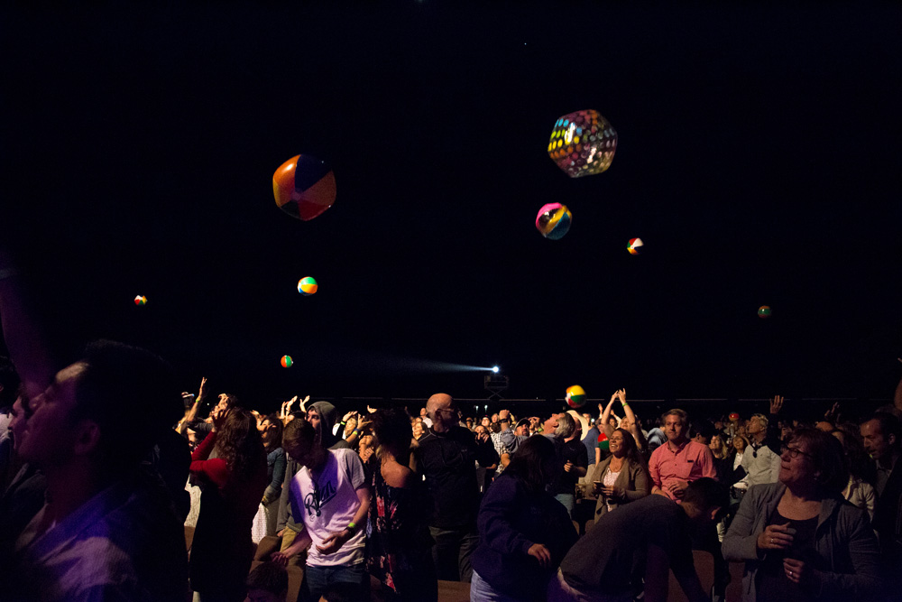 Crowd at Robert Mondavi Winery plays with beach balls late into the night as Andrew McMahon's set comes to a close. (Estefany Gonzalez) 