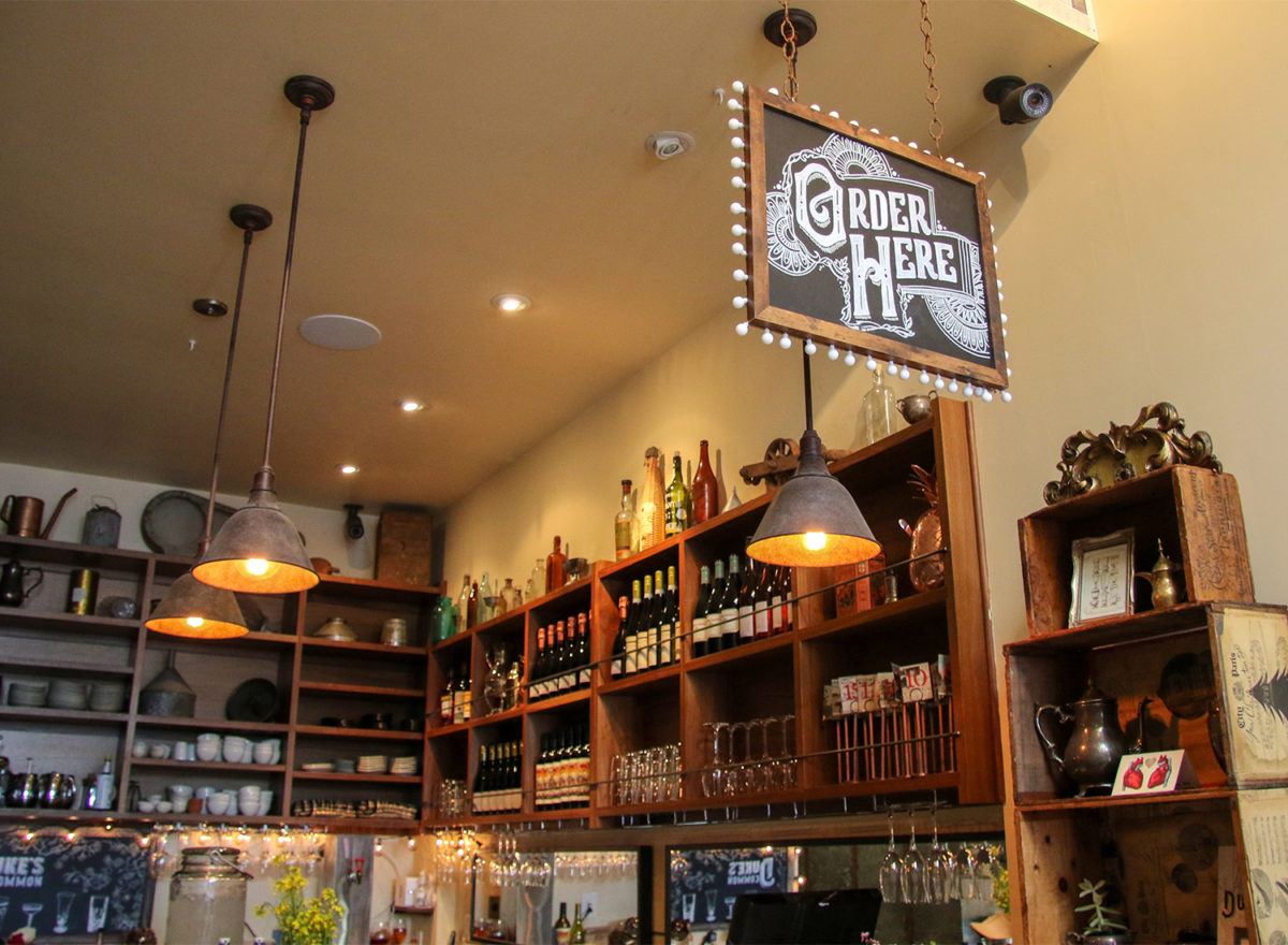 Interior of Duke’s Common in Healdsburg. Heather irwin/PD