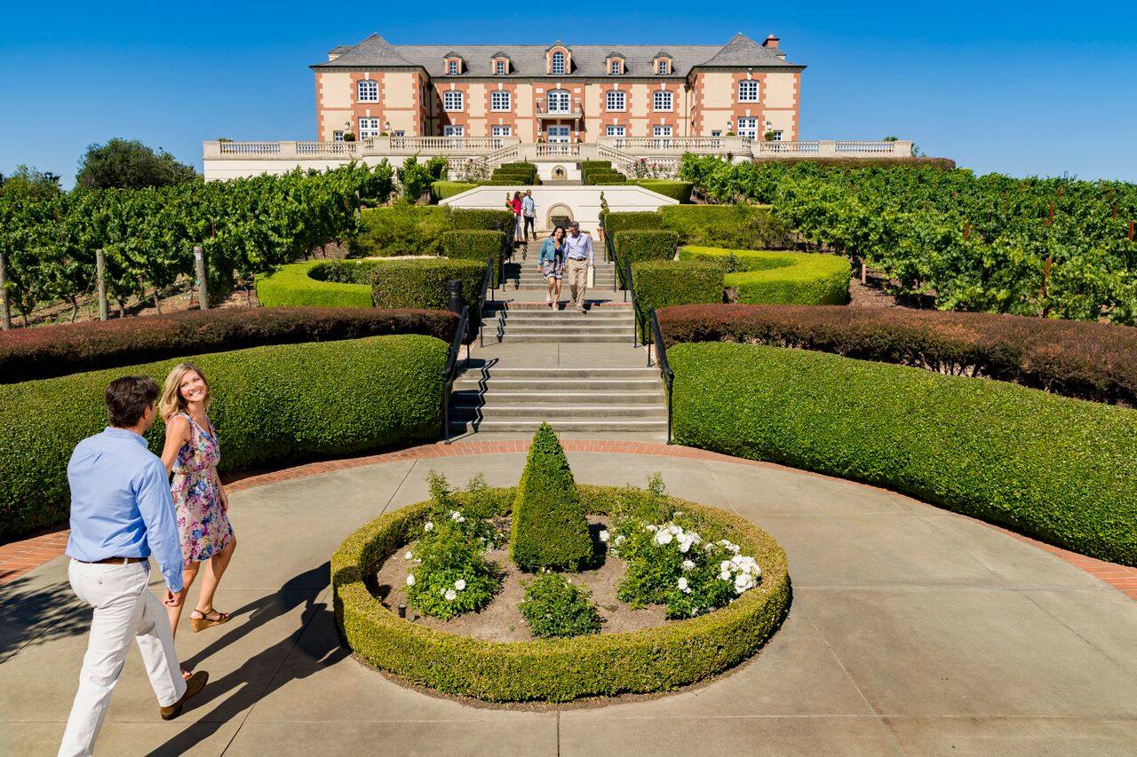 8 Best Wine Vacations - Best Summer Trips for Wine Lovers
