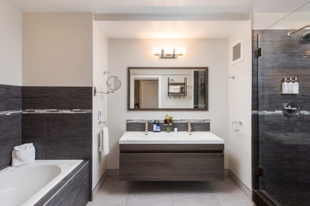 A guest bathroom at the Olea Hotel in Glen Ellen (Courtesy of Olea Hotel)
