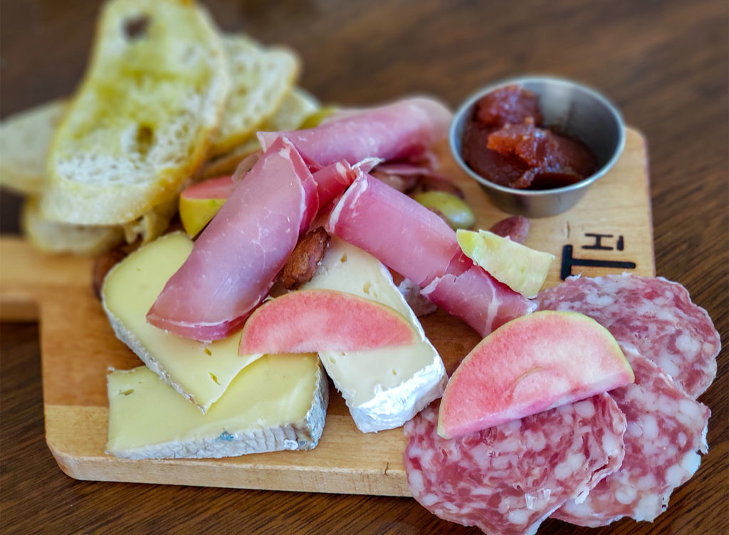 Charcuterie plate at William Tell House in Tomales, Claifornia. Heather Irwin/PD