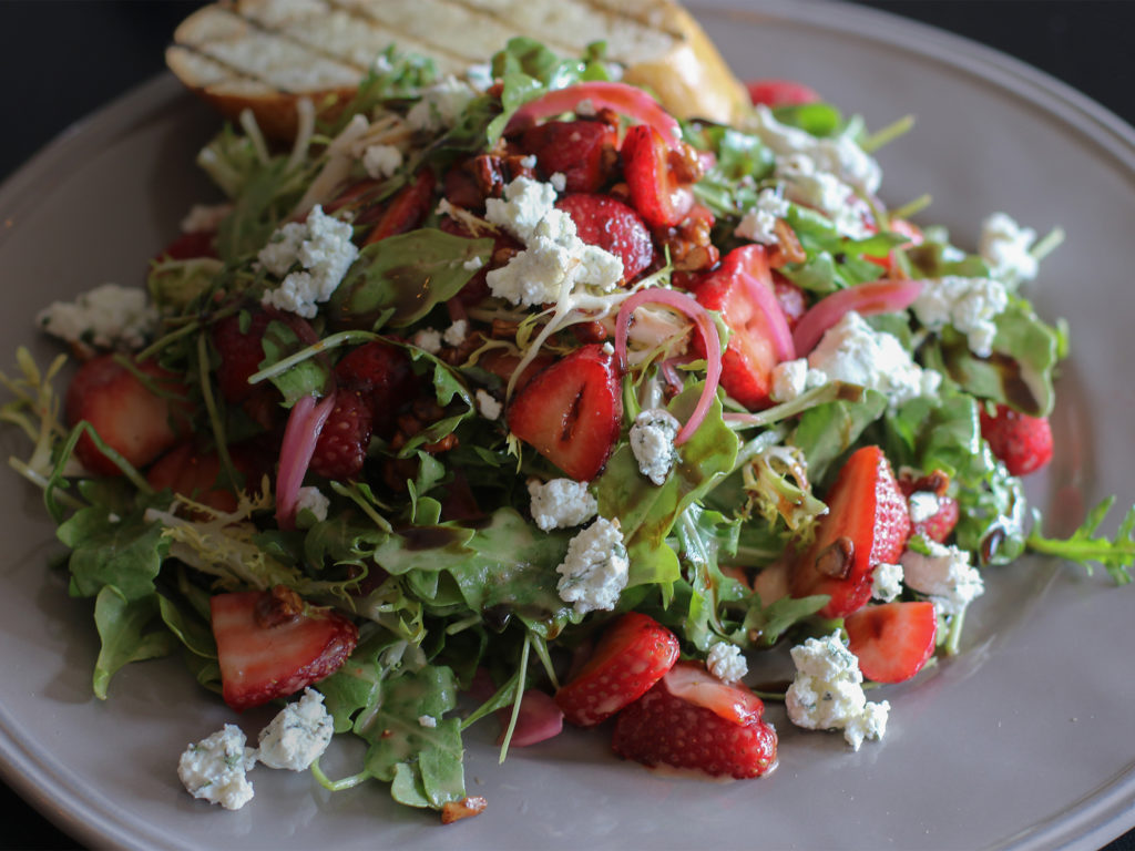 Strawberry salad at Down to Earth Cafe in Cotati. (Heather Irwin/Sonoma Magazine)
