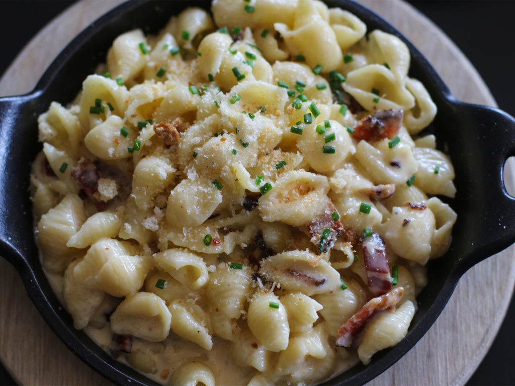Shells and cheese at Down to Earth Cafe in Cotati. (Heather Irwin/Sonoma Magazine)