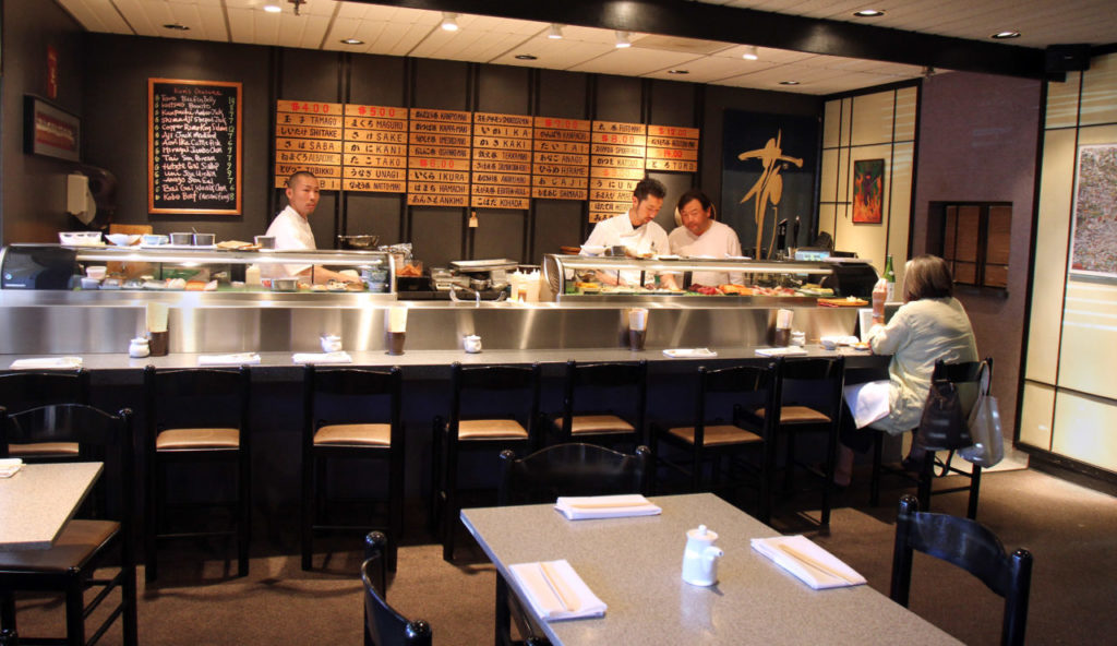 8/28/2011: D4: PC: Sushi bar at Hana Japanese Restaurant, Rohnert Park. August 17, 2011.