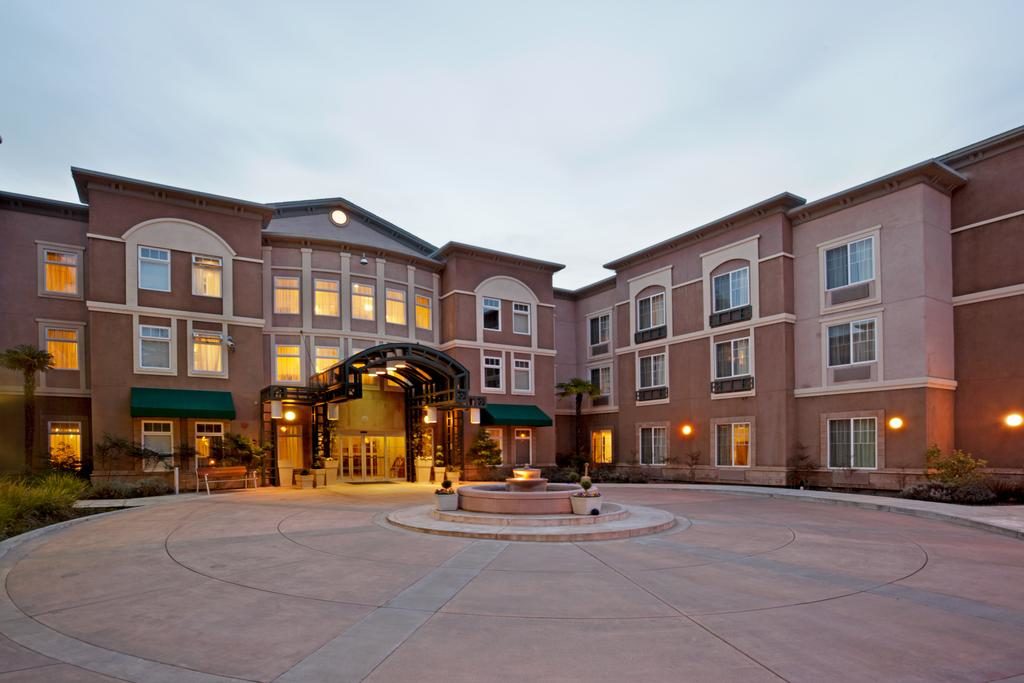 Holiday Inn Express Windsor (Courtesy Photo)