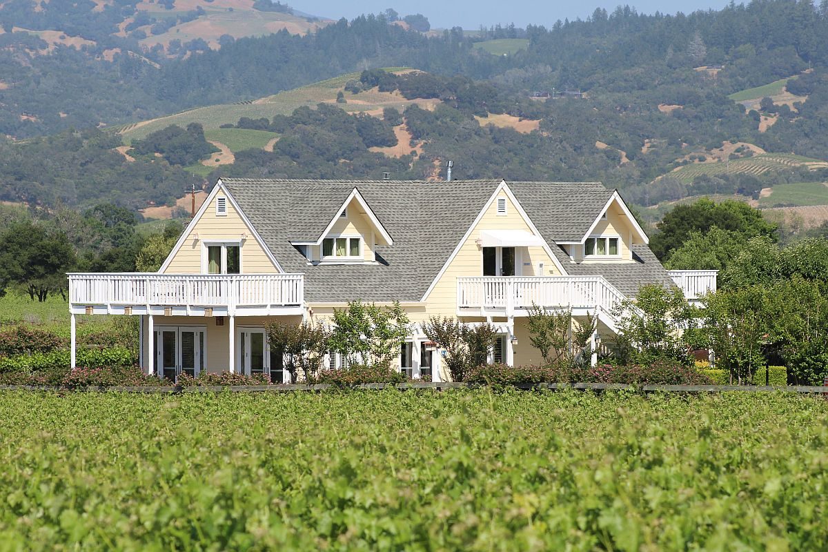 Geyservilee Inn exterior