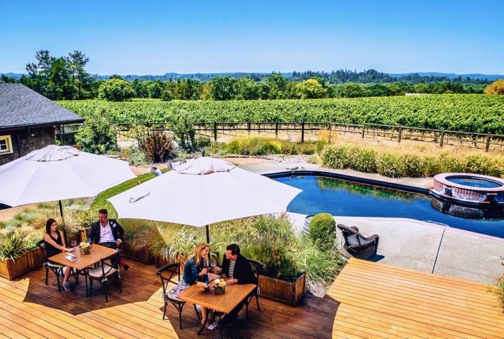 Outdoor tasting at DeLoach Vineyards in Santa Rosa. (Alexander Rubin Photography/DeLoach Vineyards)