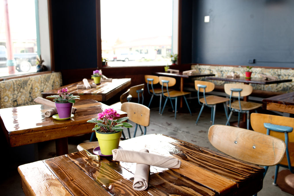 11/24/2013:D4: The dining room at the restaurant at 841 Petaluma Blvd. North. PC: Wishbone restaurant in Petaluma, Calif., on November 18, 2013. (Alvin Jornada / The Press Democrat)