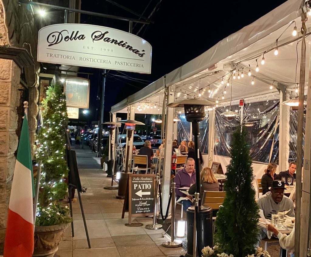 Della Santina's: Look at this cute little heated parklet! Ready for a tasty toasty dinner. 133 E Napa St, Sonoma, 707-935-0576. Photo: Della Santina's.