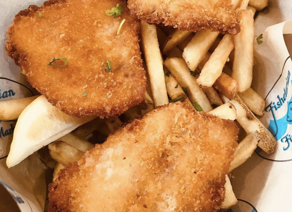 Fish and chips at Fishetarian in Bodega Bay (Photo: @travelagentapparel)