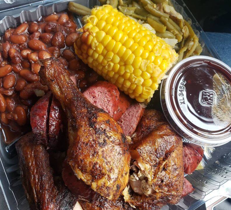 Coming Soon, Everett & Jones Barbecue: The iconic Oakland barbecue spot will open later this summer at Graton Resort and Casino. Known for their unique sauce, chicken, pork ribs, beef brisket, mac and cheese and family-friendly vibe. Follow opening details at gratonresortcasino.com. (Instagram)