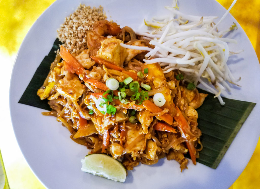Pad Thai at Sea Thai Bistro in Santa Rosa. (Heather Irwin / Sonoma Magazine)