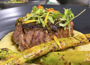 Filet mignon with herbed mashed potatoes and asparagus. (El Meson de Los Molcajetes)