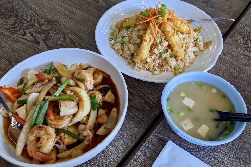 Golden seafood, tempura fried rice and miso soup at Little Thai and Sushi in Santa Rosa. (Ambima R./Yelp)