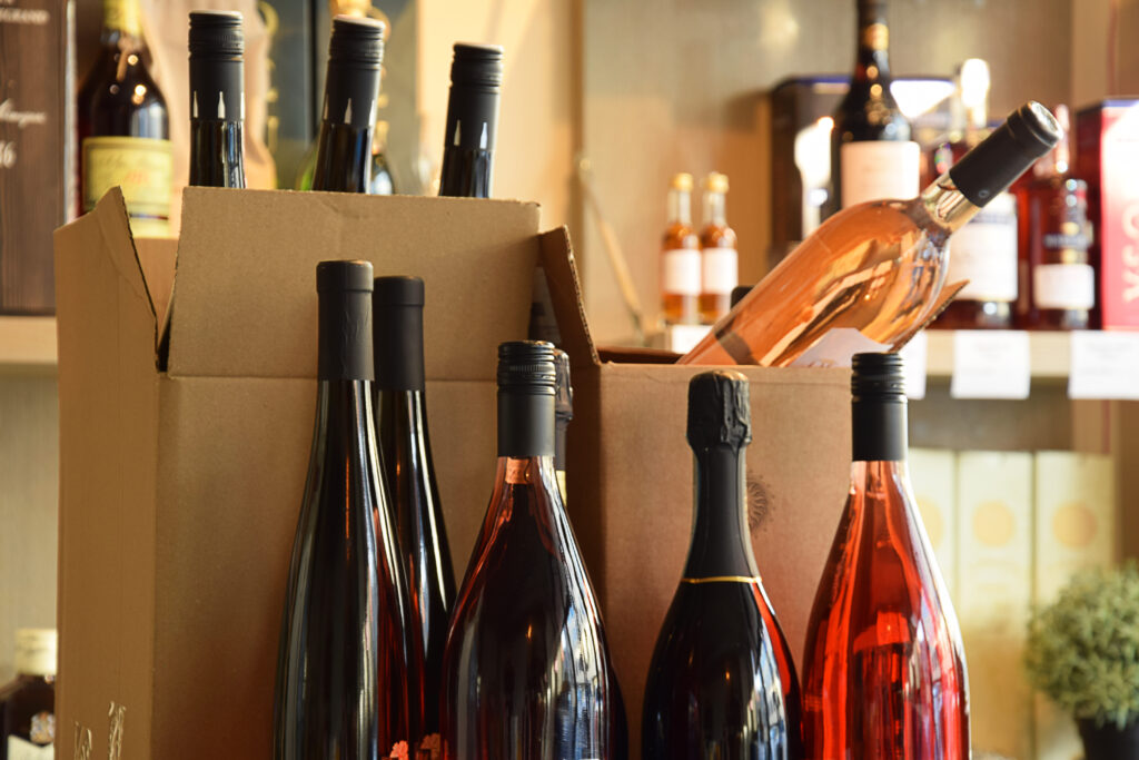 Sonoma wines can be ordered online and delivered to your doorstep. (Shutterstock)