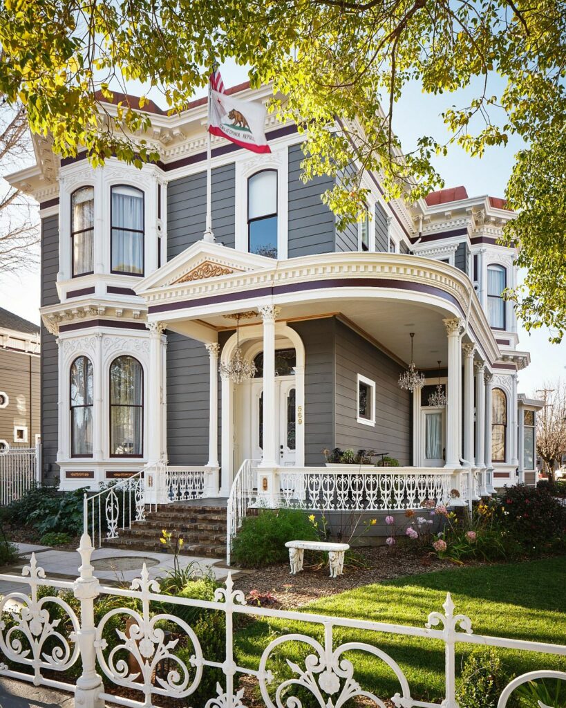 McClelland House in downtown Napa. Courtesy of R. Brad Knipstein)