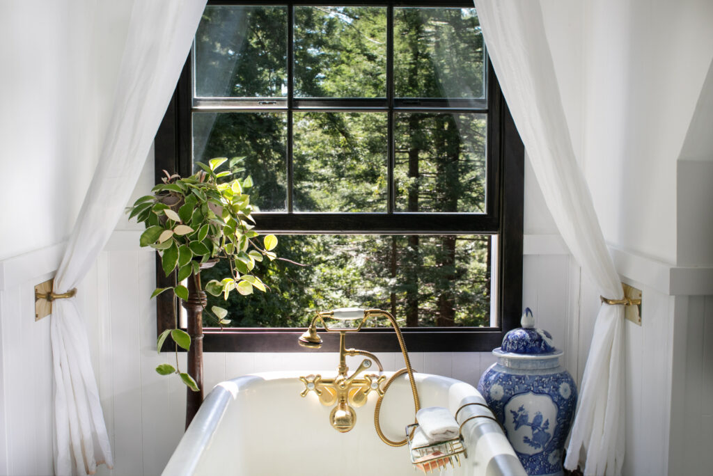 A bath with a view. (Eileen Roche)
