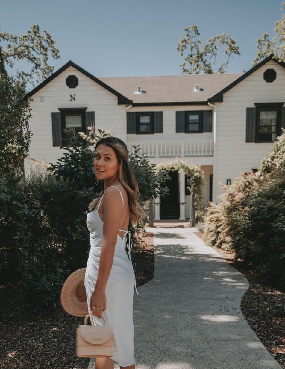 Former Bachelor contestant Caelynn Miller-Keyes shared photos of her trip to Sonoma and Napa with her 1.4 million followers in May. In this photo, she poses in front of the MacArthur Place Hotel in Sonoma. (Caelynn Miller-Keyes/Instagram)