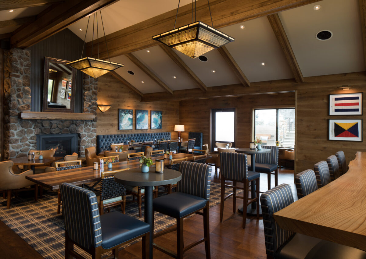 Inside Drakes Sonoma Coast and Fireside Lounge at The Lodge at Bodega Bay. (The Lodge at Bodega Bay)