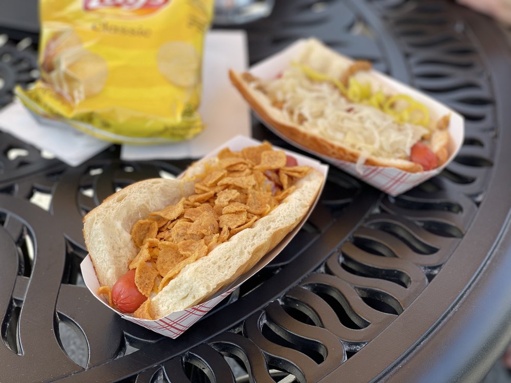 Whamola wieners at Claypool Cellars in Sebastopol. (Sarah Stierch)