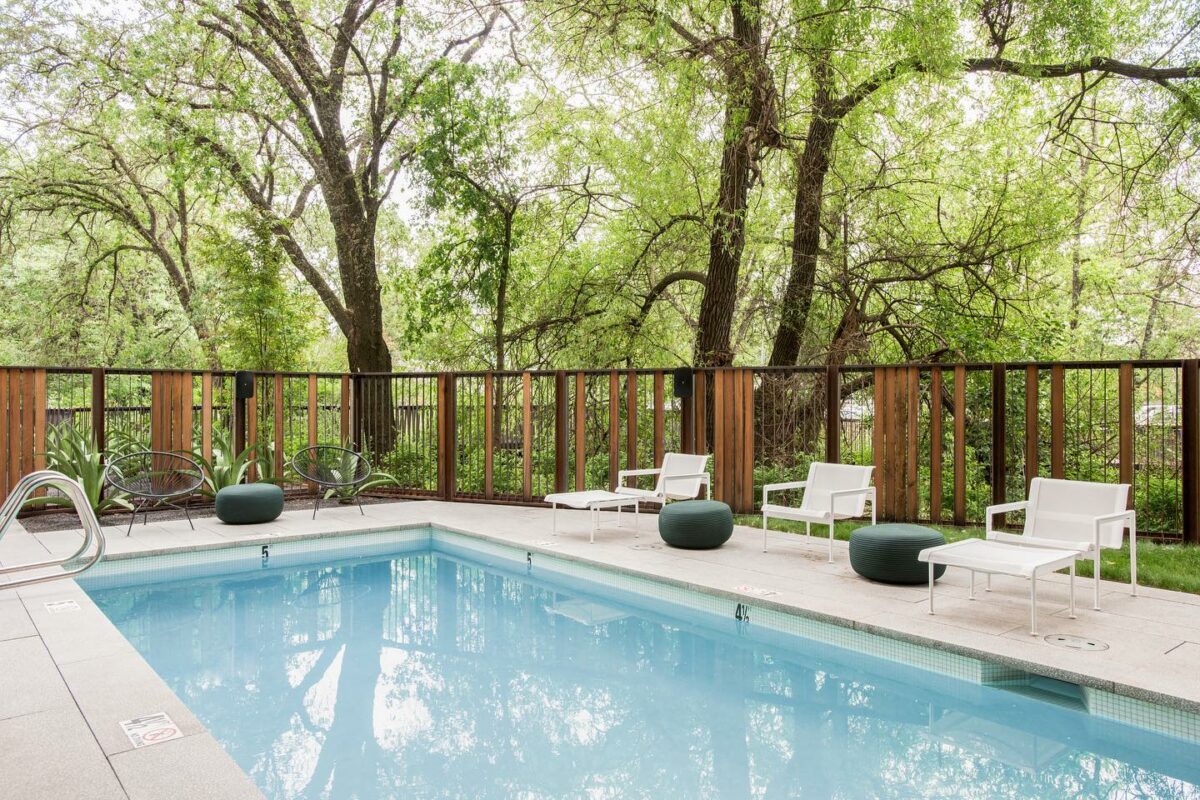 The pool area at Harmon Guest House in Healdsburg. (Harmon Guest House)