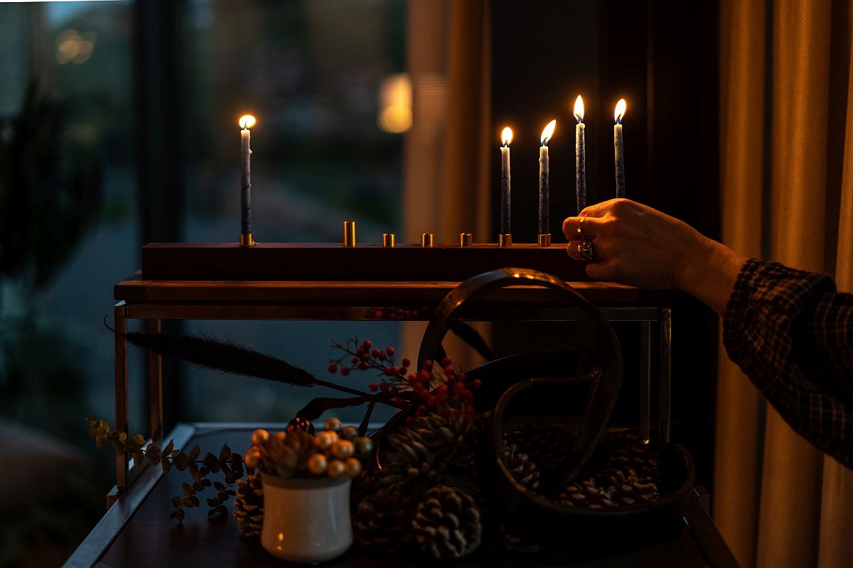 Lighting the menorah at Montage Healdsburg. (Emma K Creative)