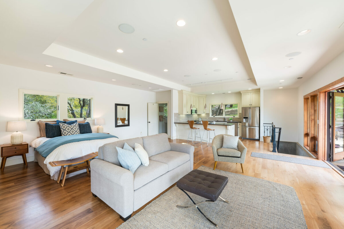 This guesthouse sits atop the five-car garage. (Ned Bonzi)