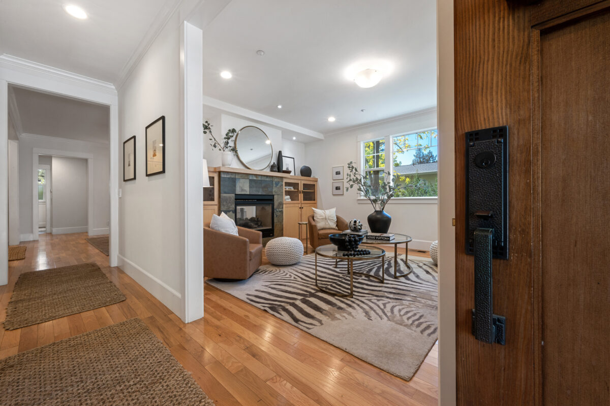 The home is full of the charming yet unfussy details typical of Craftsman homes built in the early part of the 20th century. (Open Homes Photography)