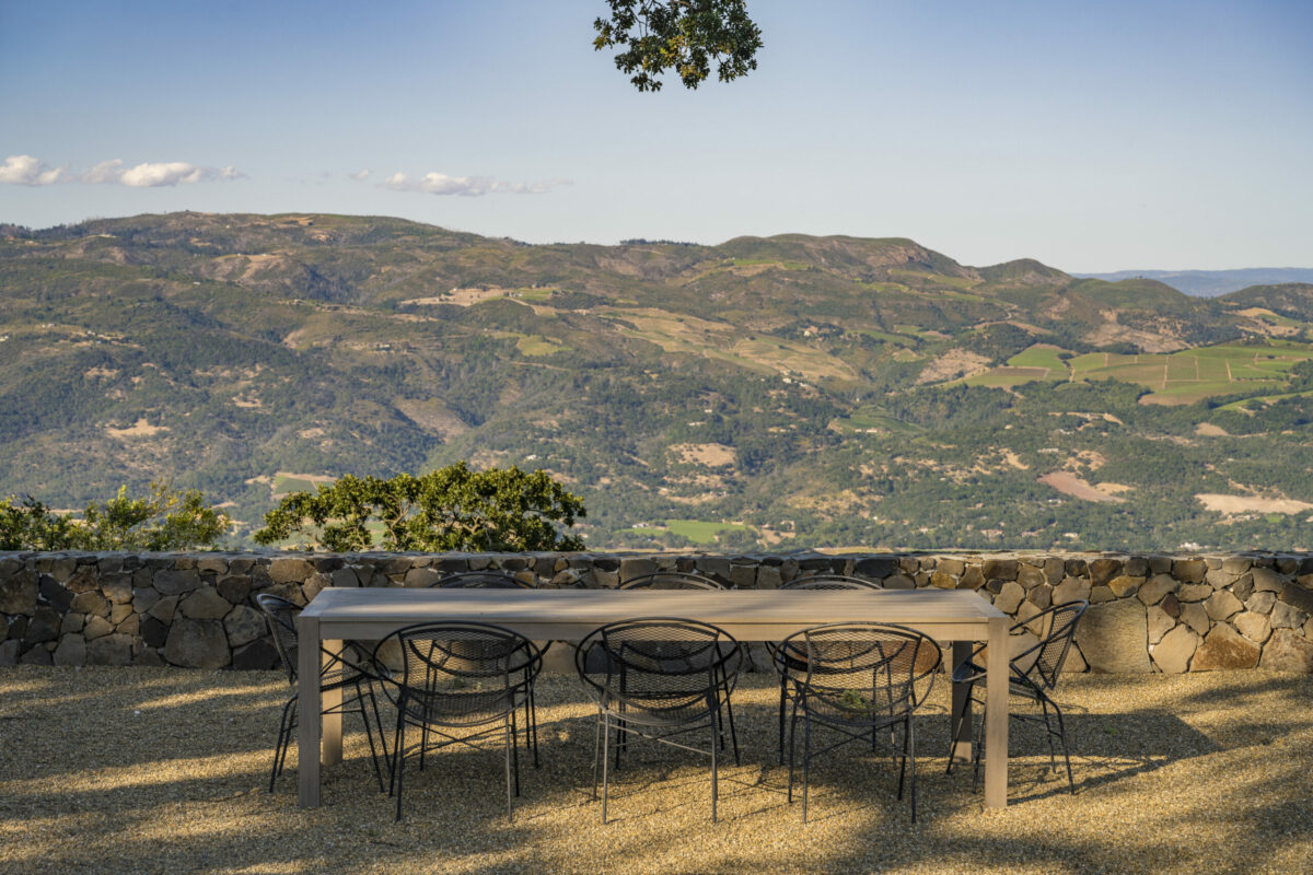 Outdoor seating with valley views.(Provided by Caroline Sebastiani / Sotheby’s International Realty)