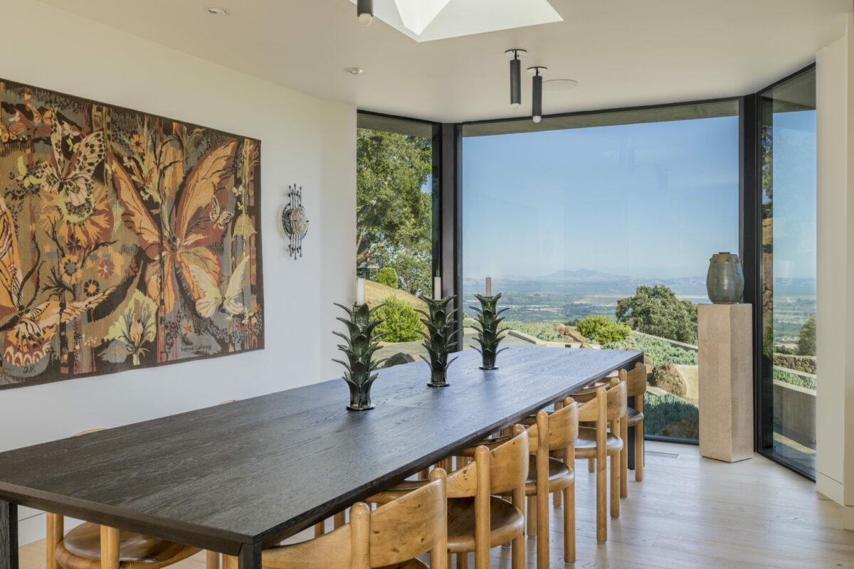 The dining room. (Provided by Caroline Sebastiani / Sotheby’s International Realty)