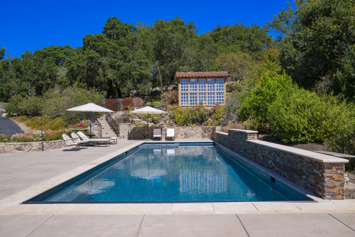 Lap pool. (Ned Bonzi)