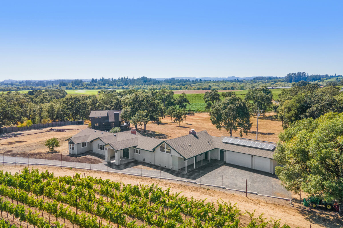 The homes homes sit on a six-acre lot. (Open Homes Photography)