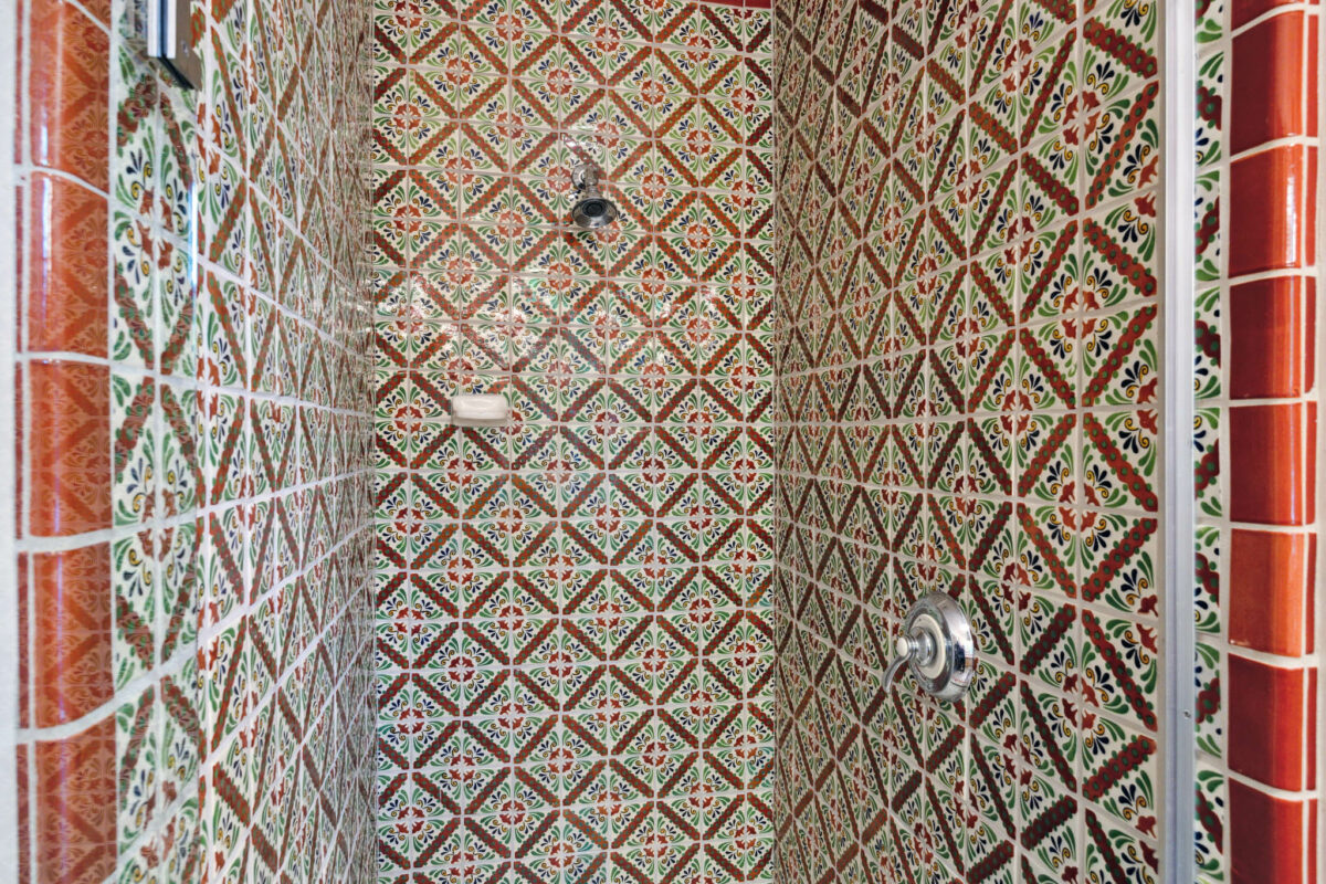 Tile in shower. (Open Homes Photography / Sotheby's International Realty)