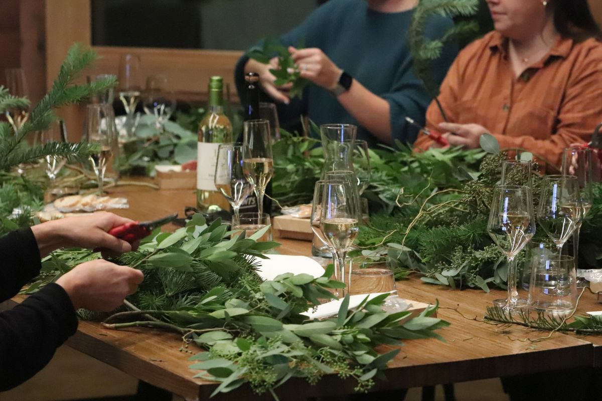 Christmas wreath making at appellation Healdsburg