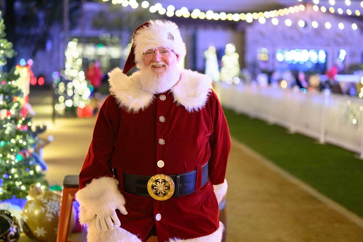 Santa at Grand reserve at The Meritage in Napa