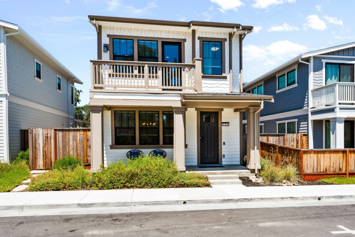 111 Chiquita Road, Healdsburg