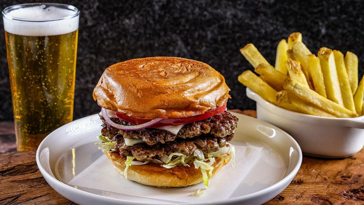 Graton Casino's new casual American Bistro 101 has former Pullman Kitchen chef John Trunk at the helm. The all-day menu includes rotisserie chicken noodle soup, Maine lobster melt, seared ahi tuna Reuben, smash burgers, steak fries and a hearty bistro breakfast. (Bistro 101)