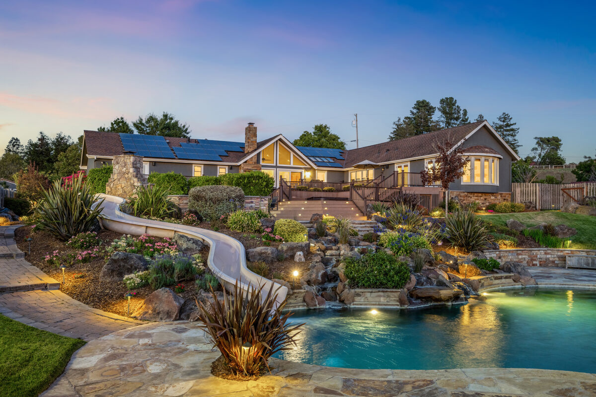 200 Frances Way in Petaluma