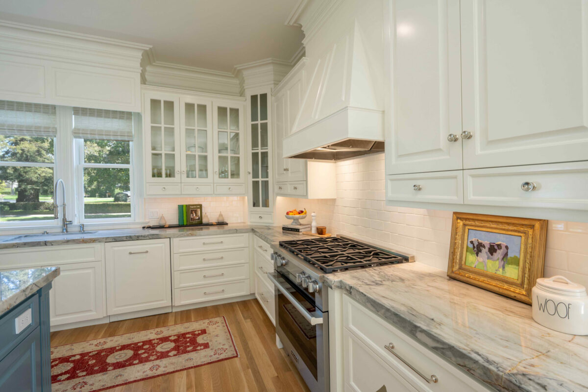 601 Charles Van Damme Way