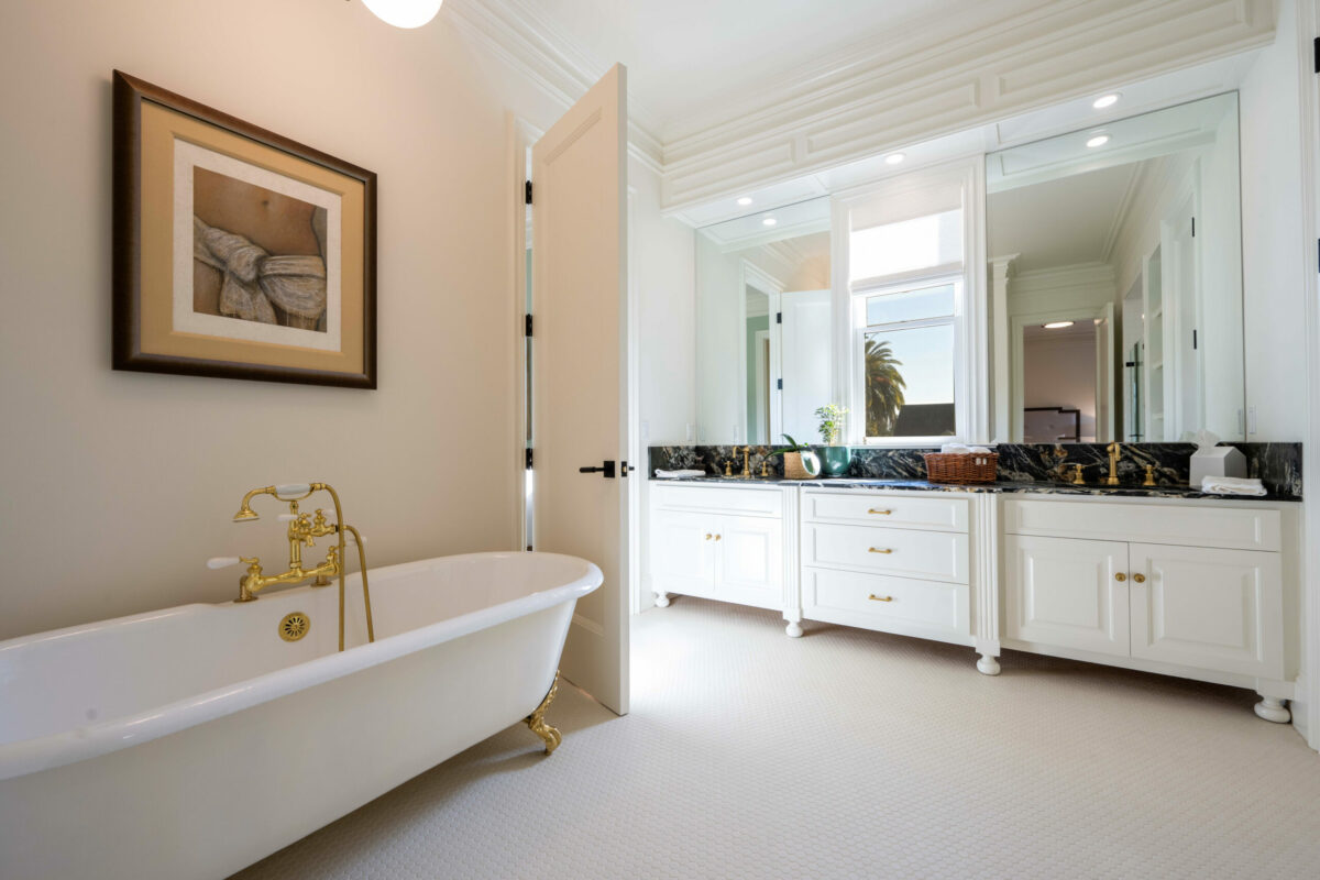 601 Charles Van Damme Way