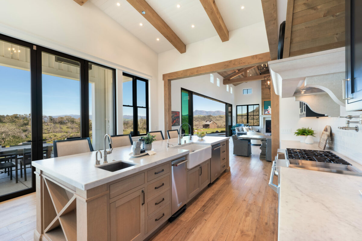 Kitchen. (Ned Bonzi / Sotheby’s International Realty)