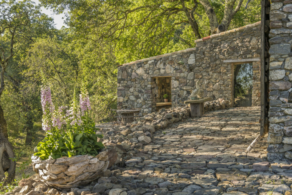 Terrace and potting shed. (CS Photography / Sotheby’s International Realty)