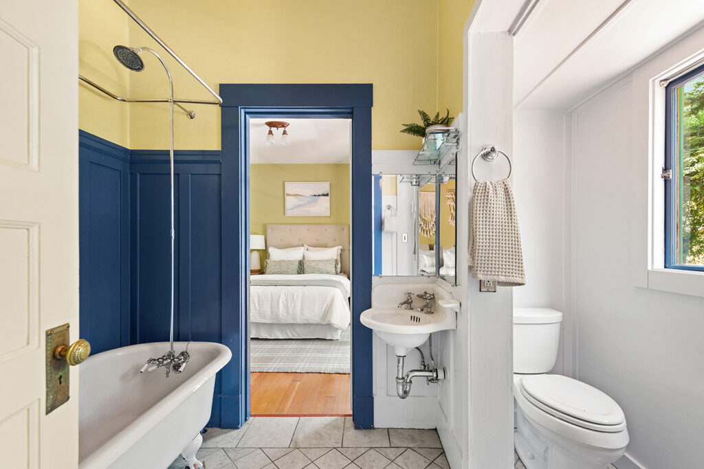 Bathroom. (Brian McCloud)