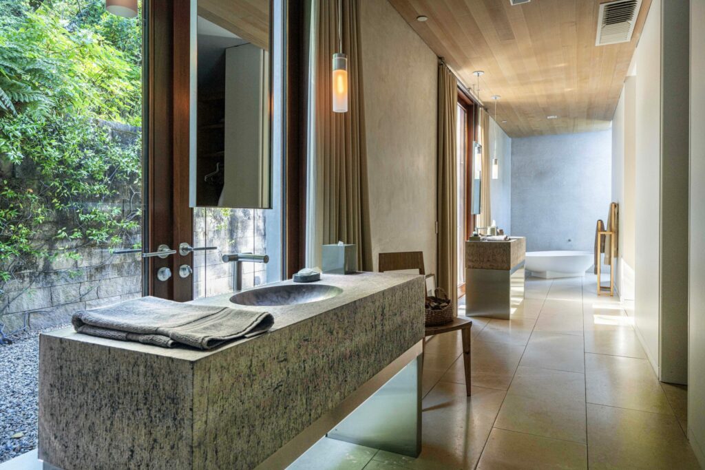 Bathroom. (Robert Vente / Sotheby's International Realty)