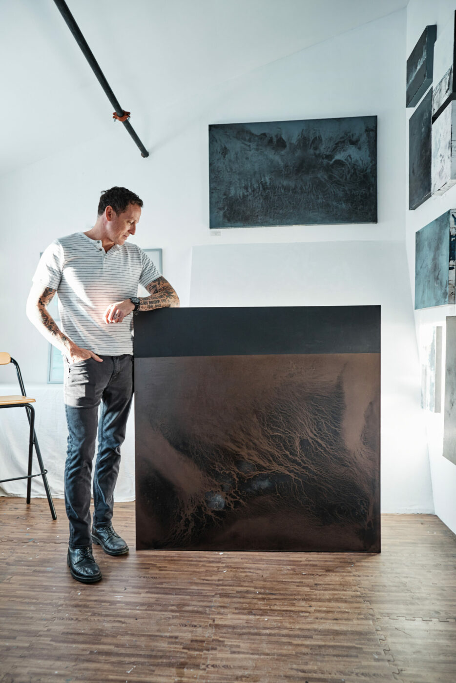 Petaluma artist Aaron Webb. (Kim Carroll/for Sonoma Magazine)