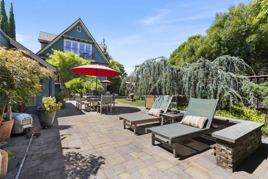 Backyard. (Rob Sullivan)